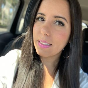 Meet your Posher, Jelly